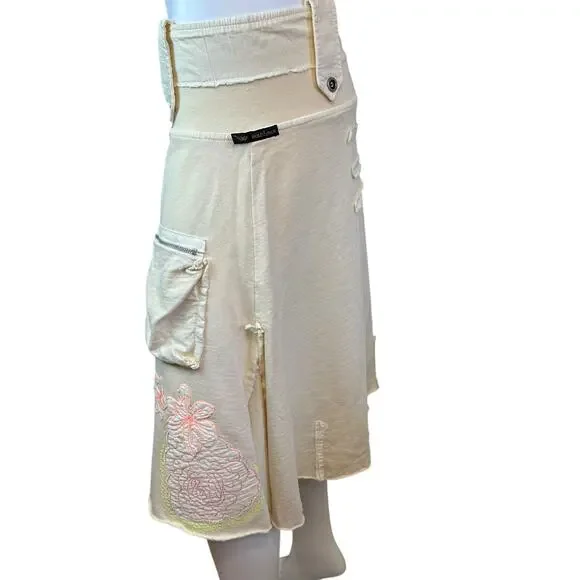 Gold Hawk Butter Yellow Embroidered Cotton Terry Skirt sz M NWT - Picture 4 of 11